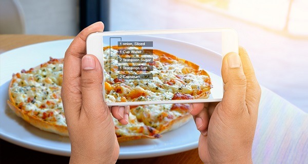 Ứng dụng công nghệ AR VR cho ngành F&B tăng thêm trải nghiệm cho khách hàng